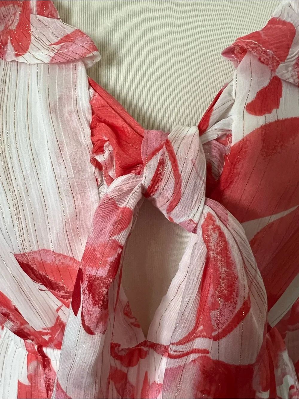 Mimi Chica Women’s Medium Floral Tie-Front Ruffle Tiered Dress in Pink and White